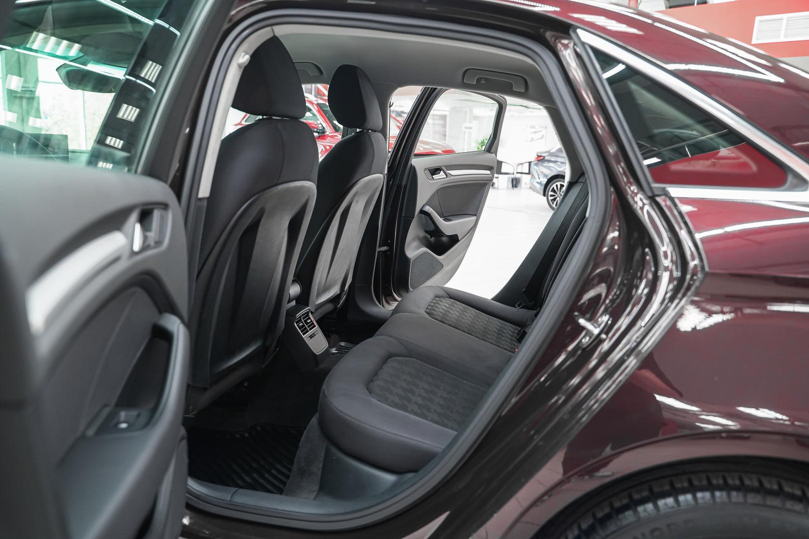 Audi A3 2013, красный, ДЦ Орехово