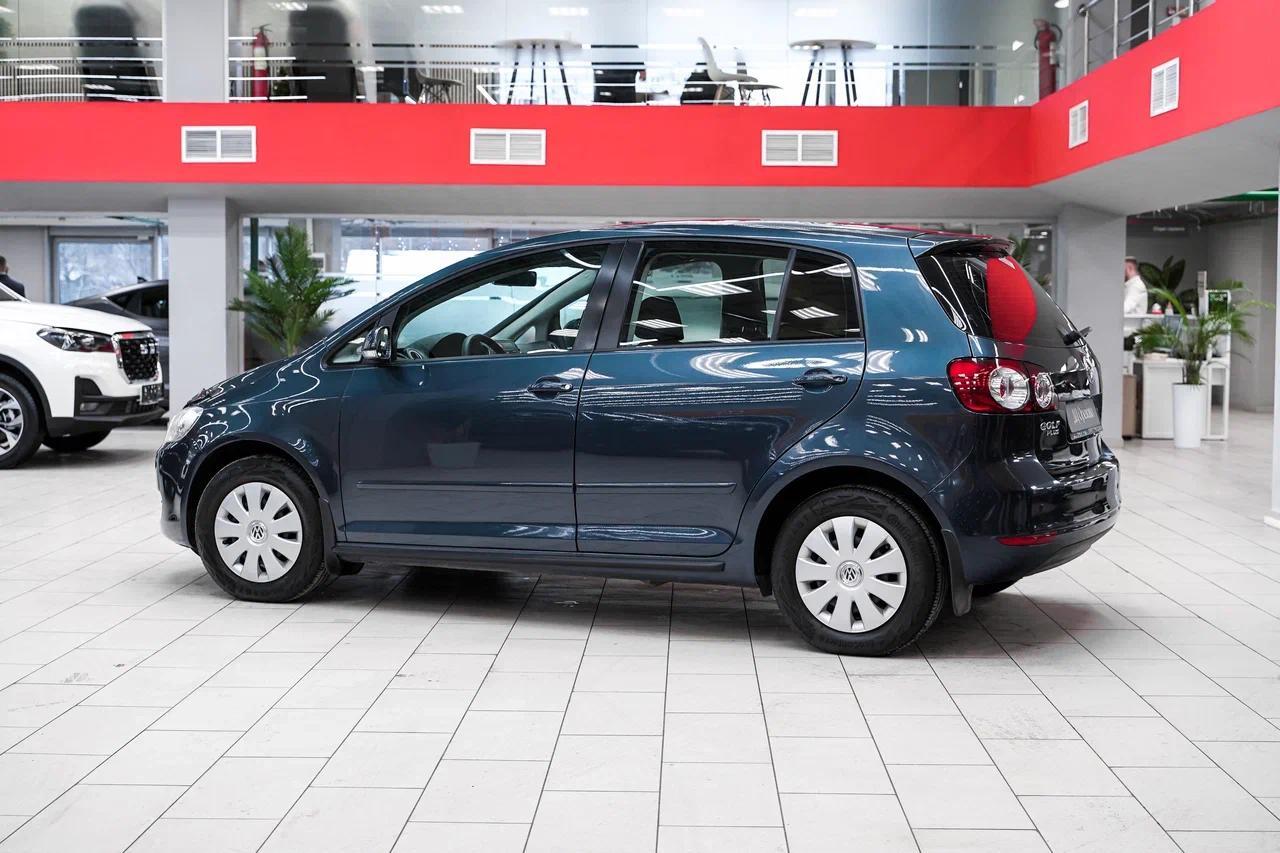Volkswagen Golf Plus 2010, синий, ДЦ Орехово