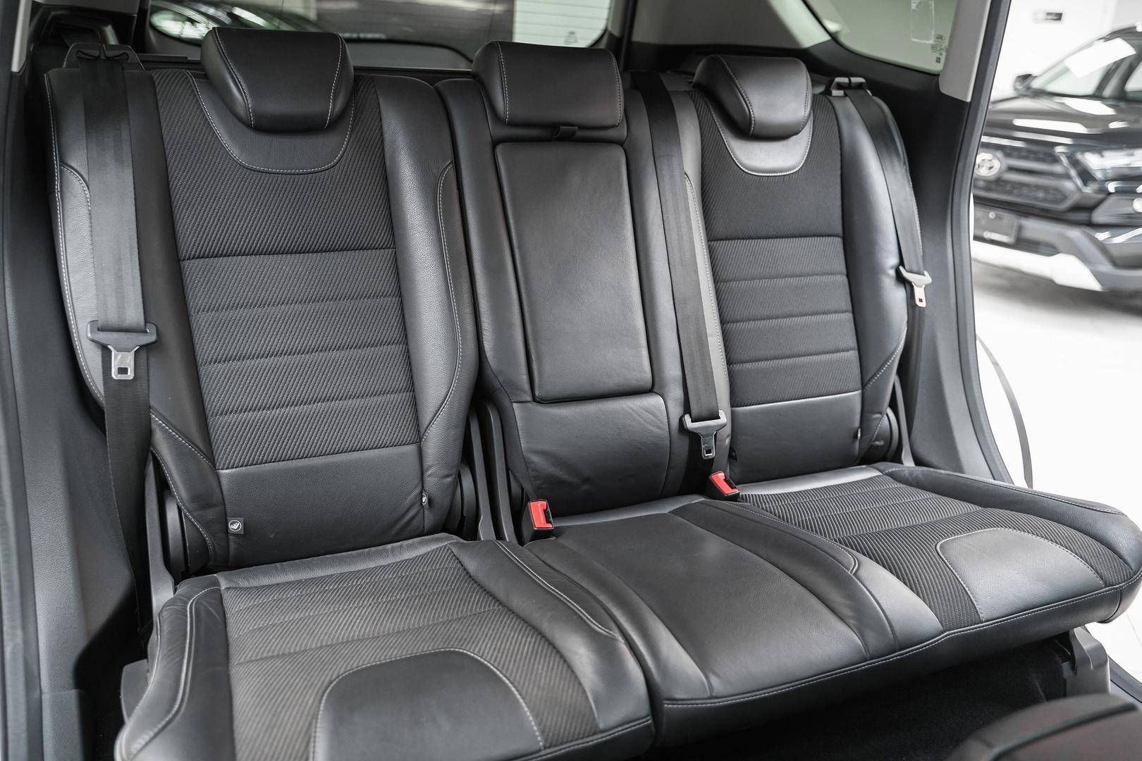 Ford Kuga 2015, белый, ДЦ Орехово