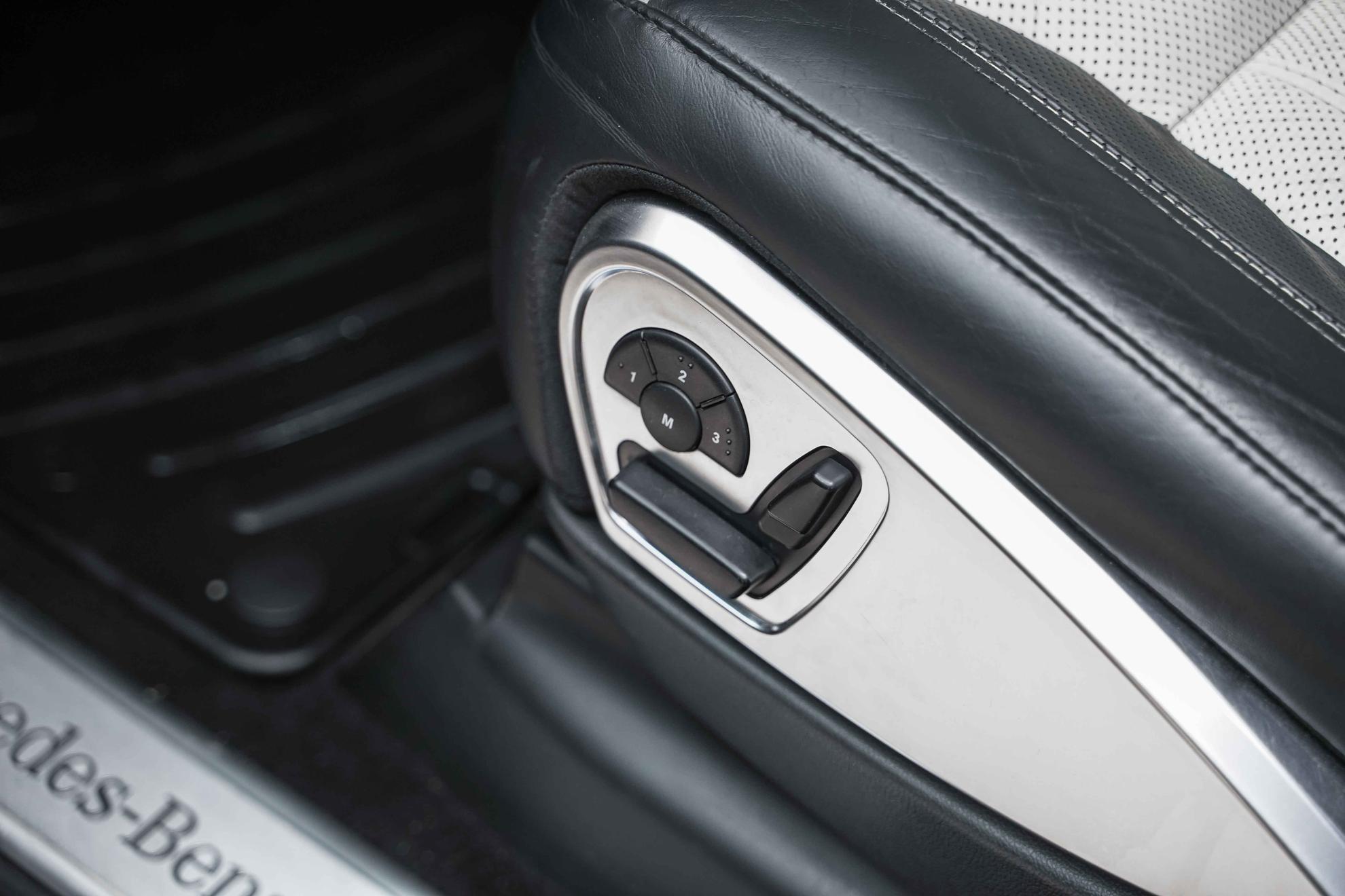 Mercedes-Benz GL-Класс 2012, черный, ДЦ Орехово