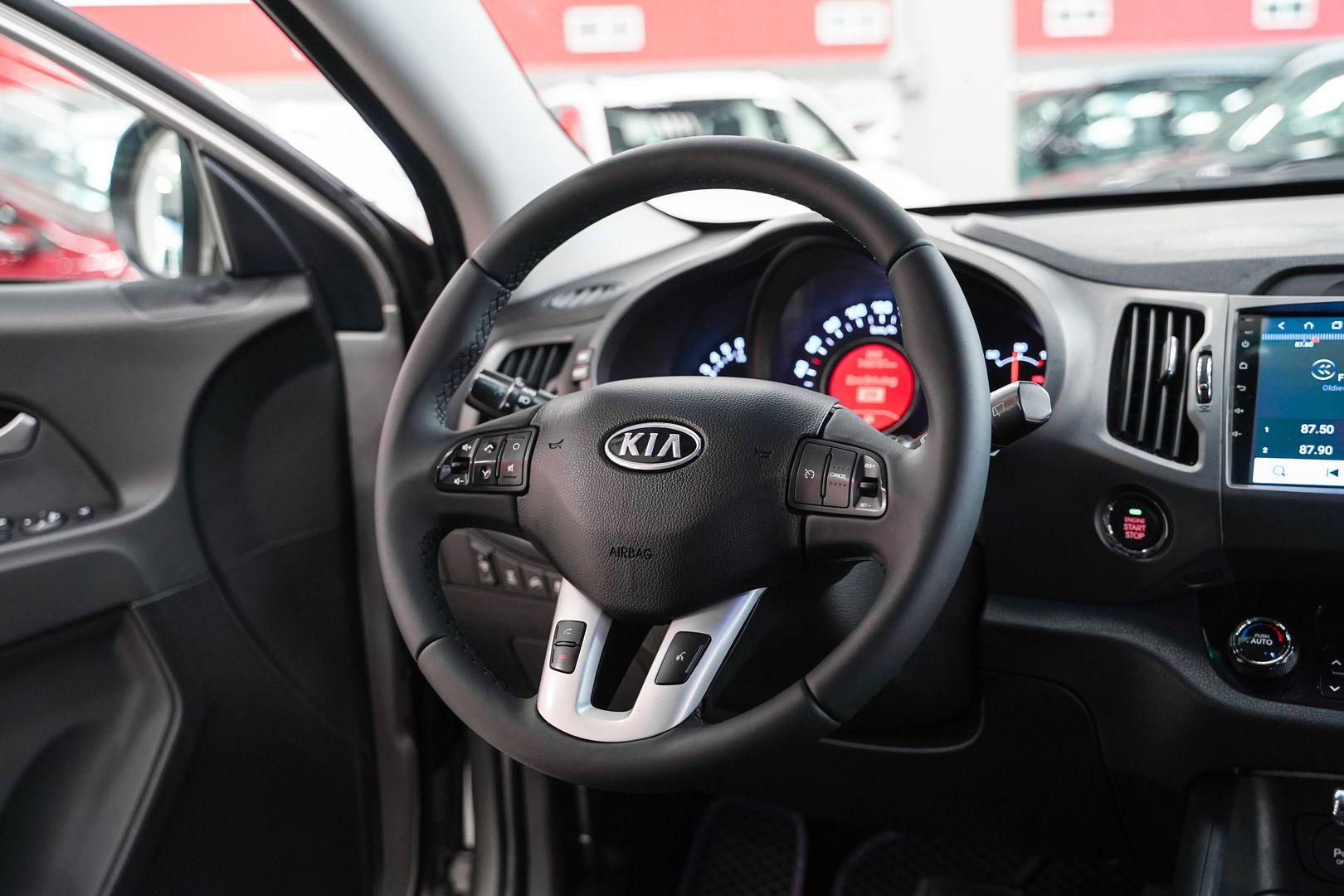 Kia Sportage 2012, серебряный, ДЦ Орехово