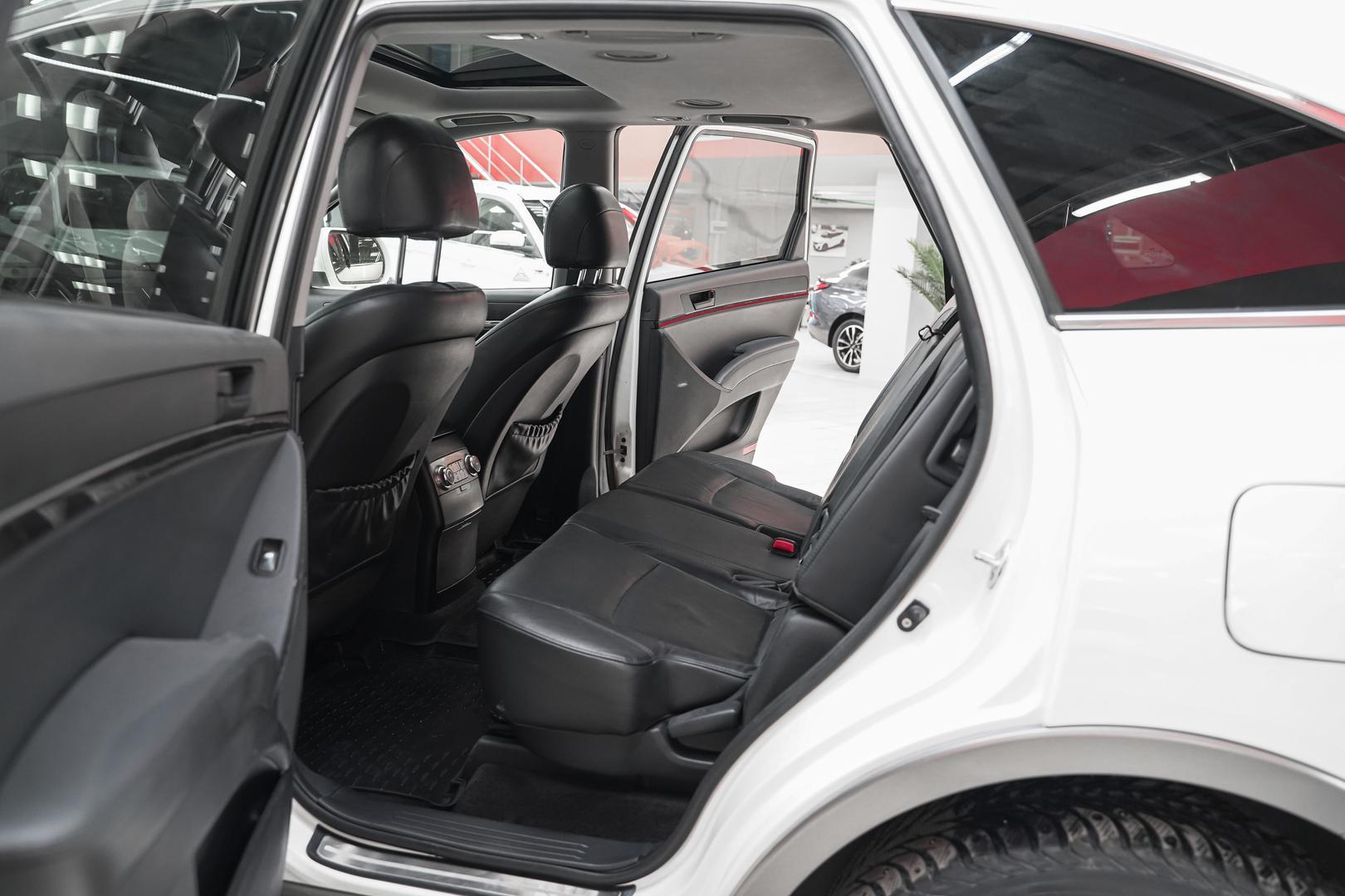 Hyundai ix55 2010, белый, ДЦ Орехово