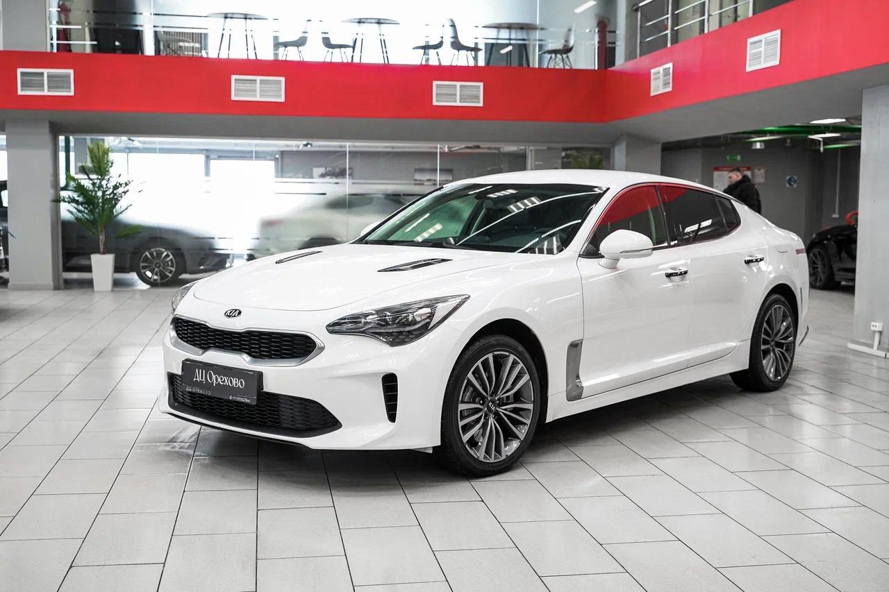 Kia Stinger 2018, белый, ДЦ Орехово