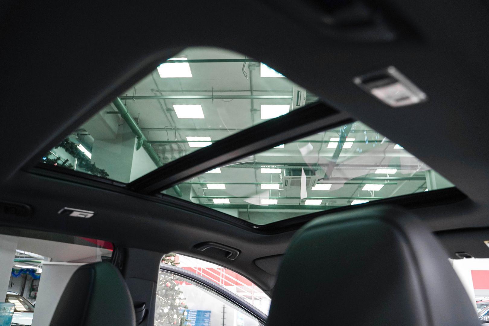 Geely Coolray 2021, черный, ДЦ Орехово