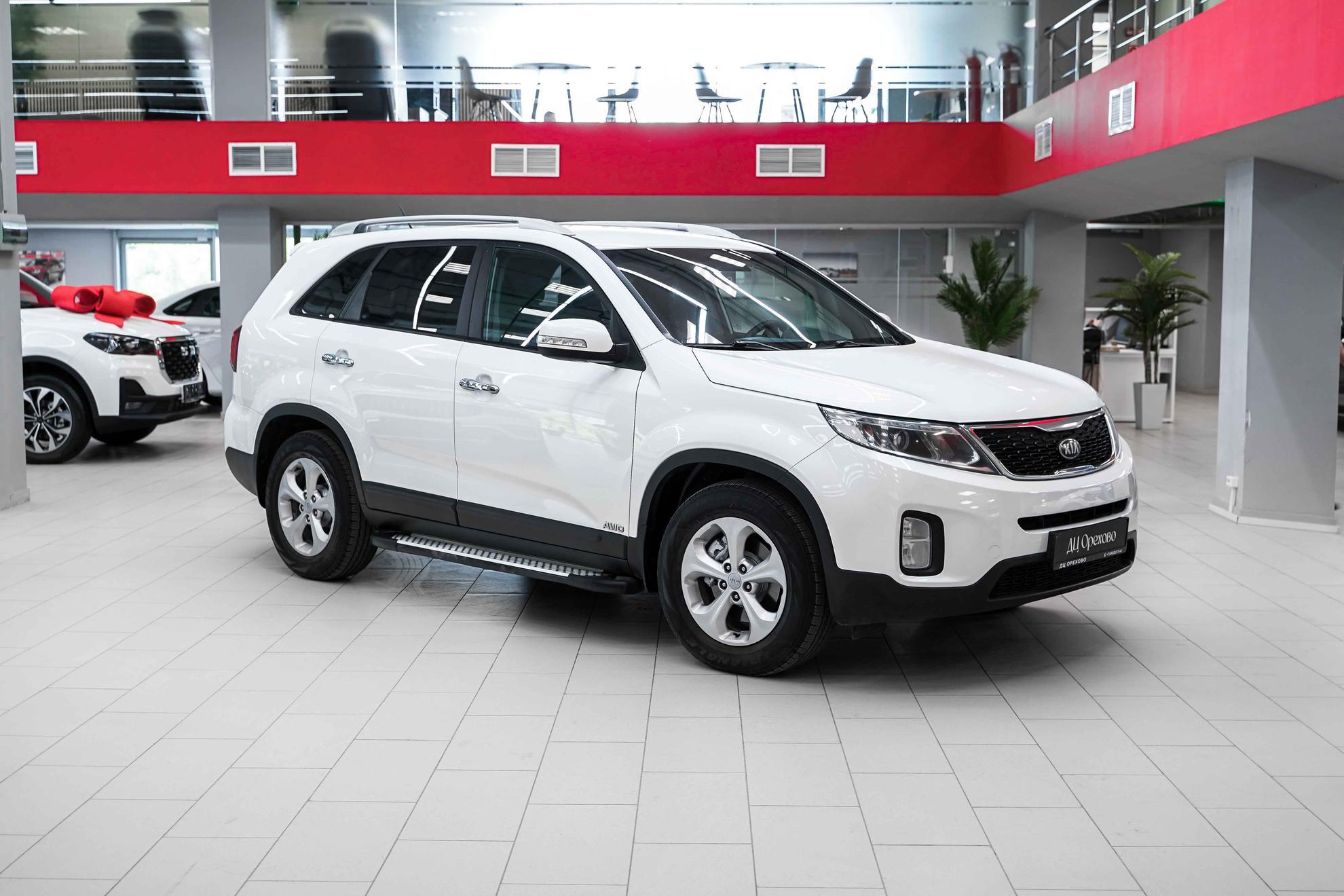 Kia Sorento 2014, белый, ДЦ Орехово