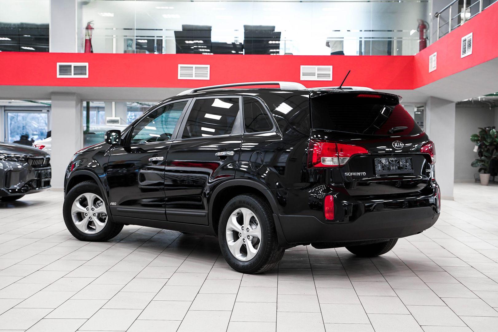 Kia Sorento 2013, черный, ДЦ Орехово