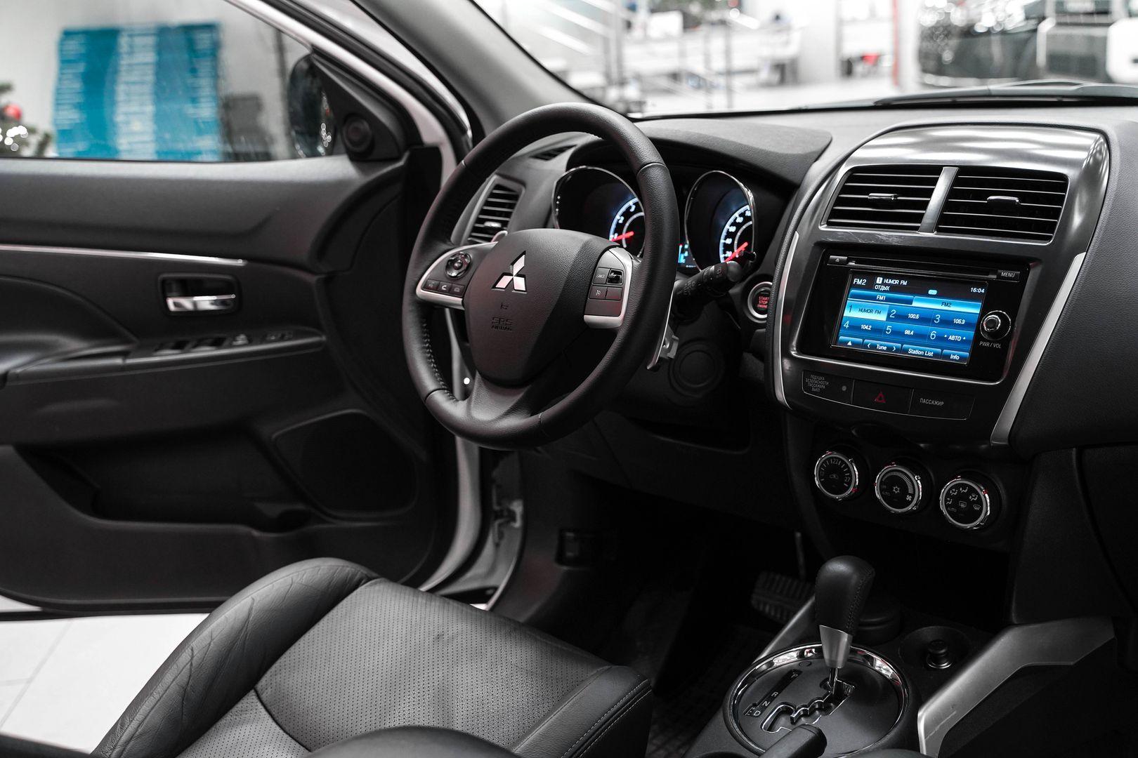 Mitsubishi ASX 2013, белый, ДЦ Орехово