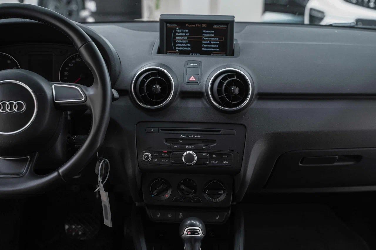 Audi A1 2014, белый, ДЦ Орехово