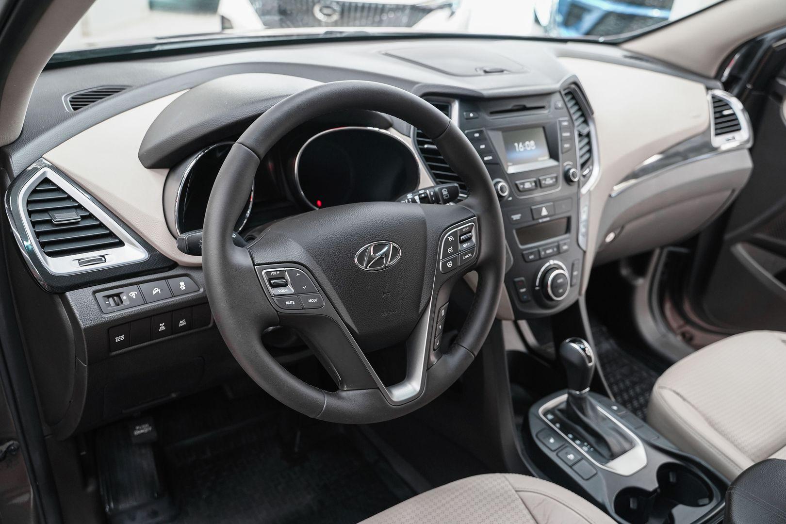 Hyundai Santa Fe 2012, коричневый, ДЦ Орехово