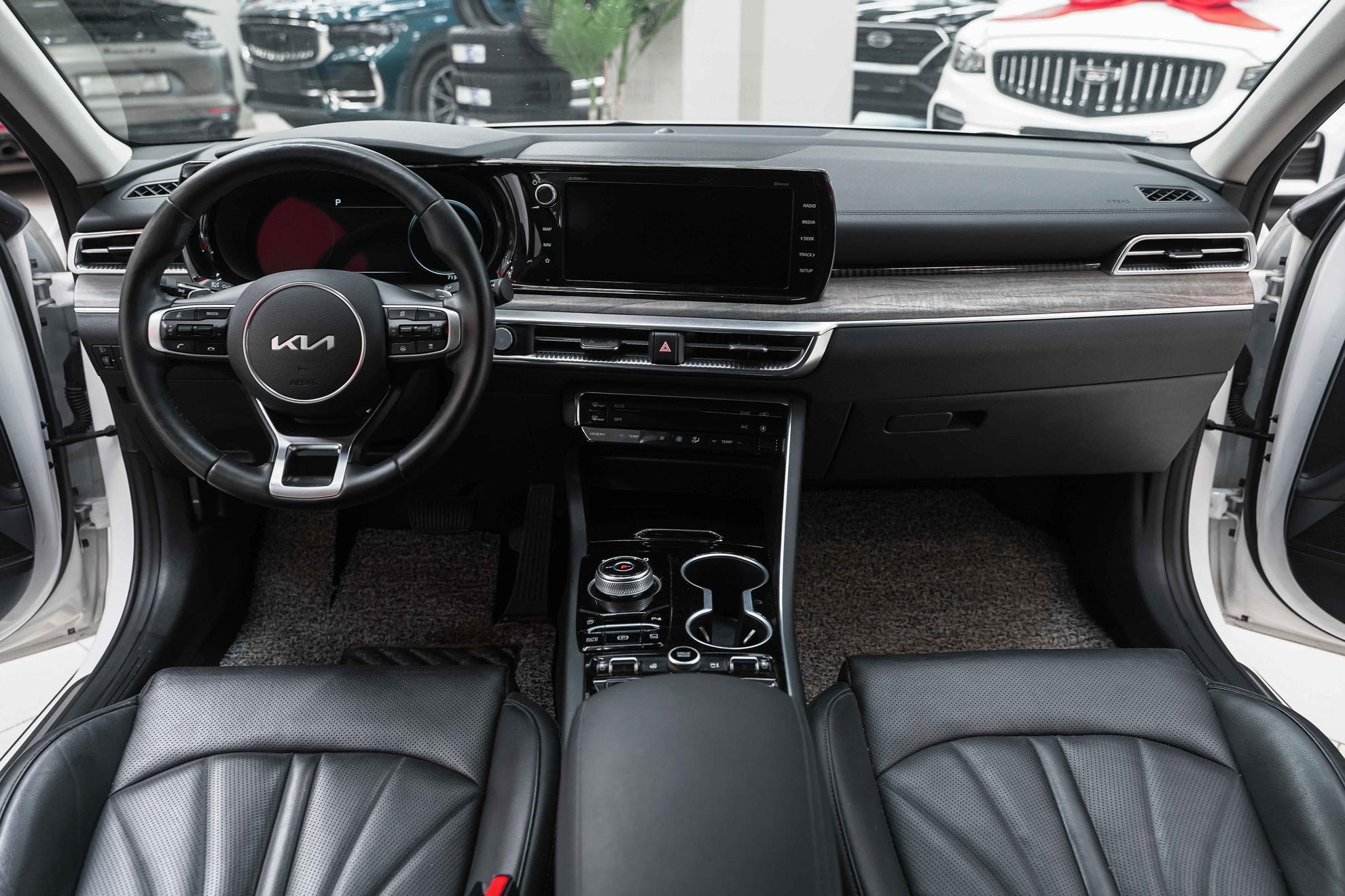 Kia K5 2021, белый, ДЦ Орехово