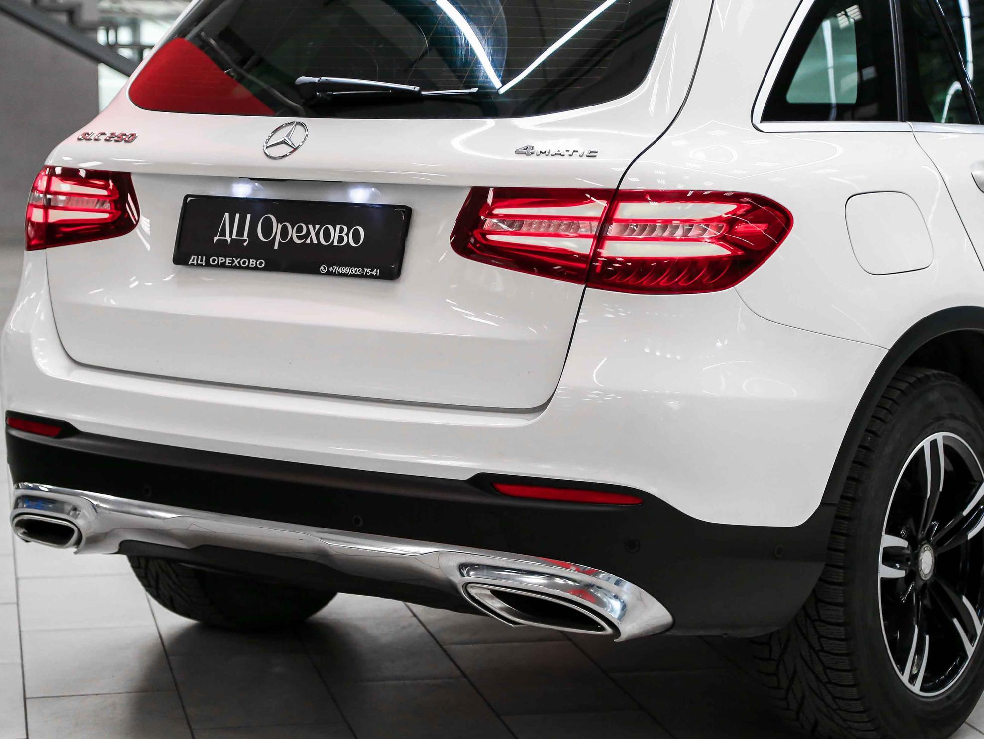 Mercedes-Benz GLC 2019, белый, ДЦ Орехово