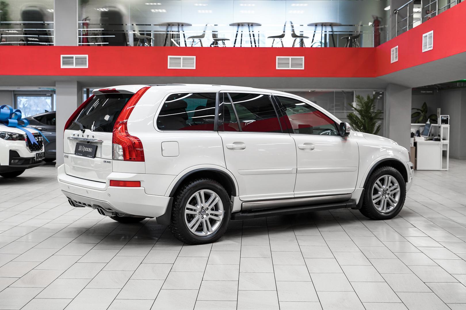 Volvo XC90 2012, белый, ДЦ Орехово