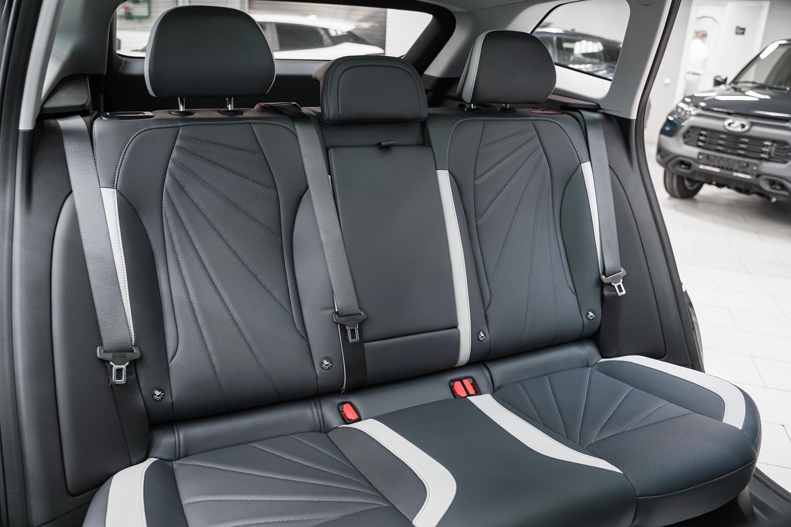Geely Atlas 2024, черный, ДЦ Орехово