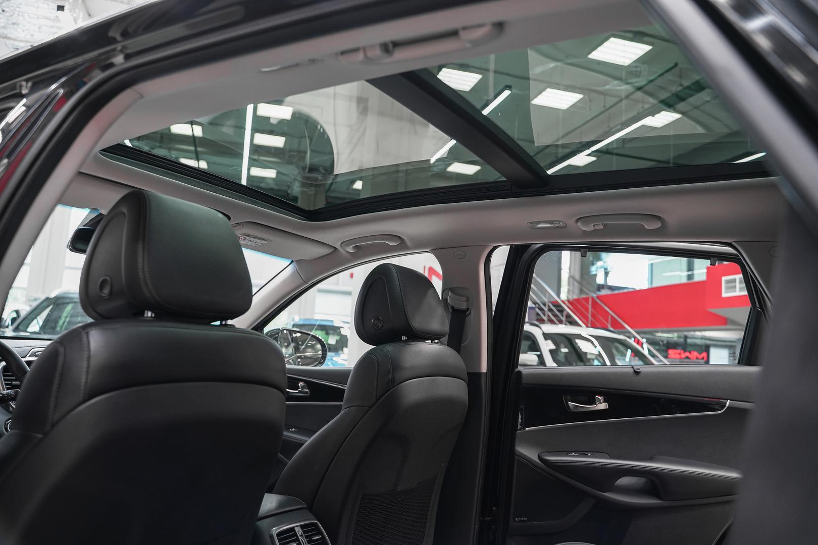 Kia Sorento 2015, черный, ДЦ Орехово