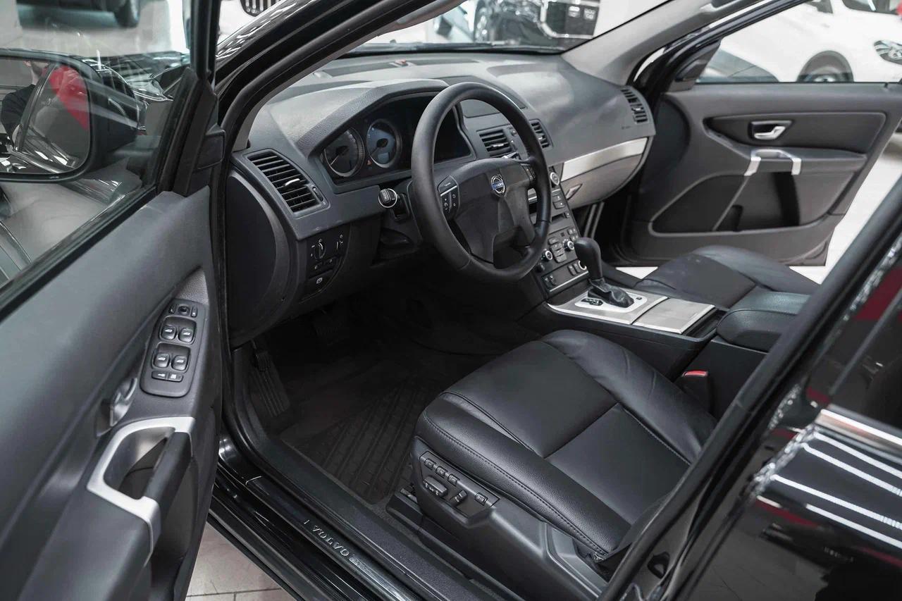 Volvo XC90 2011, черный, ДЦ Орехово