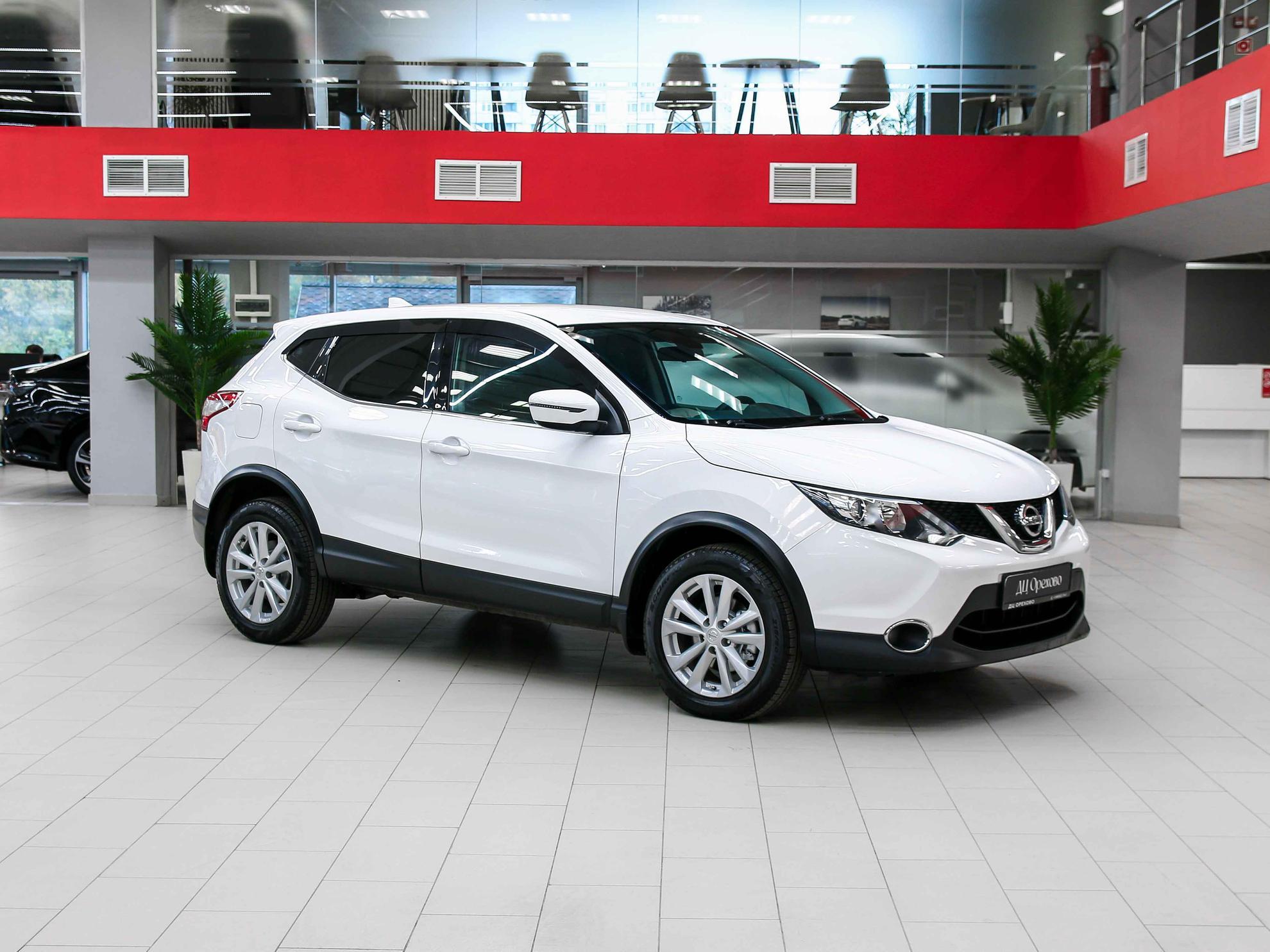 Nissan Qashqai 2016, белый, ДЦ Орехово
