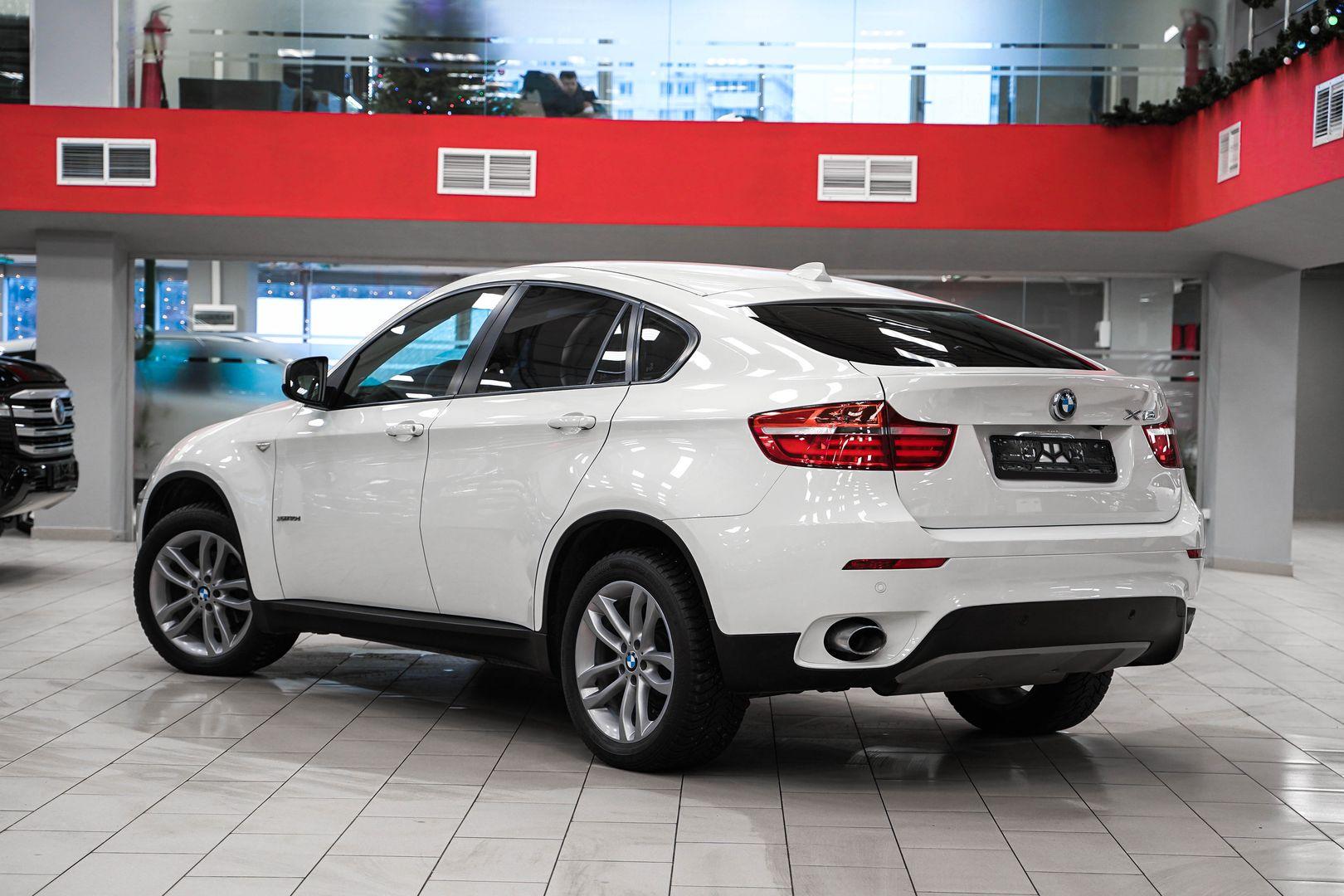BMW X6 2013, белый, ДЦ Орехово
