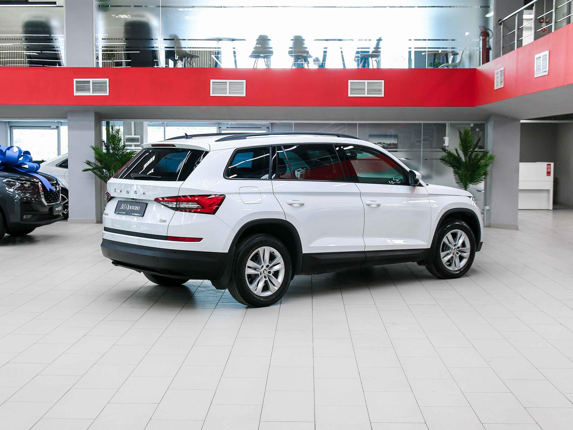 Skoda Kodiaq 2020, белый, ДЦ Орехово