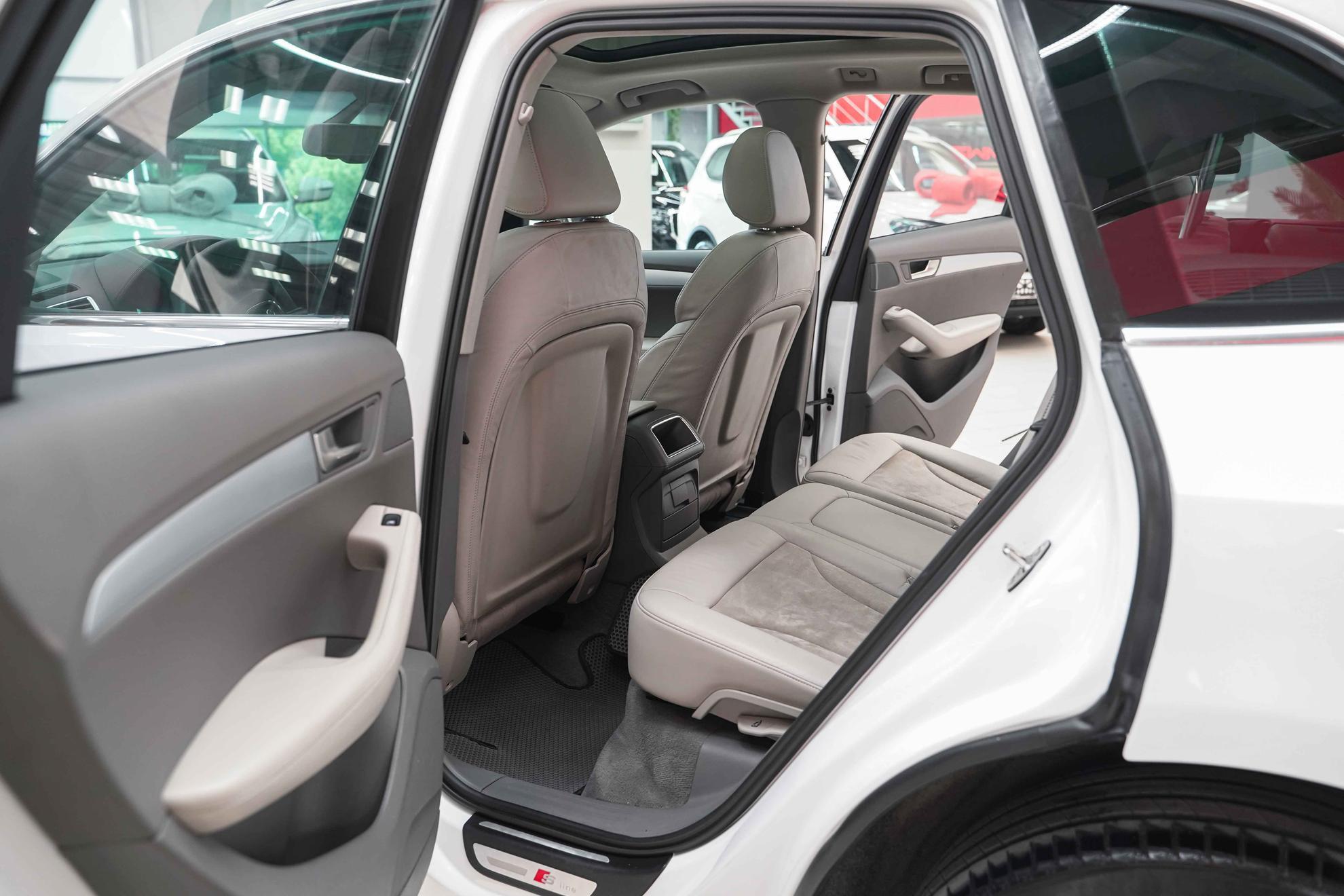 Audi Q5 2011, белый, ДЦ Орехово