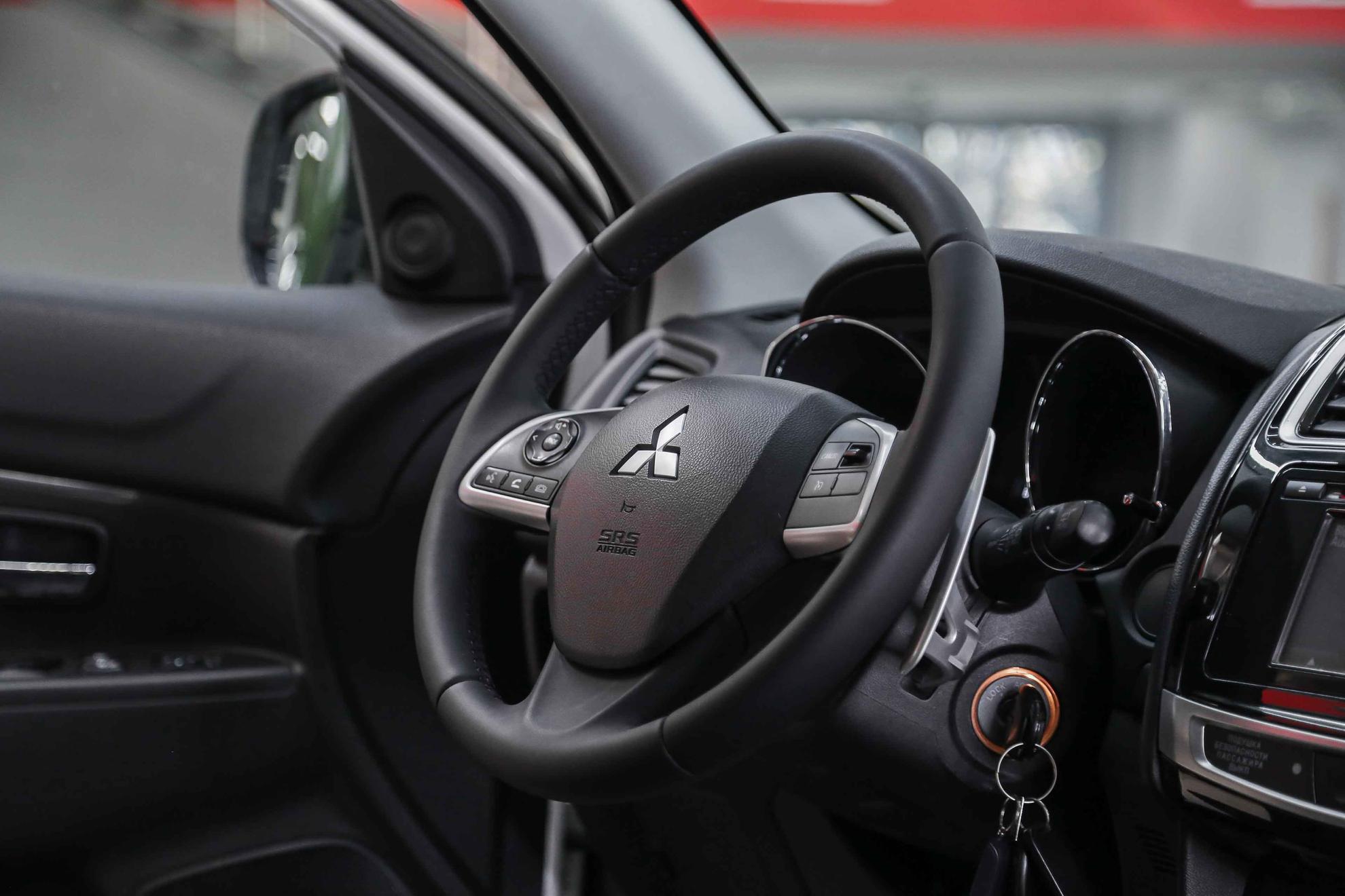 Mitsubishi ASX 2014, белый, ДЦ Орехово