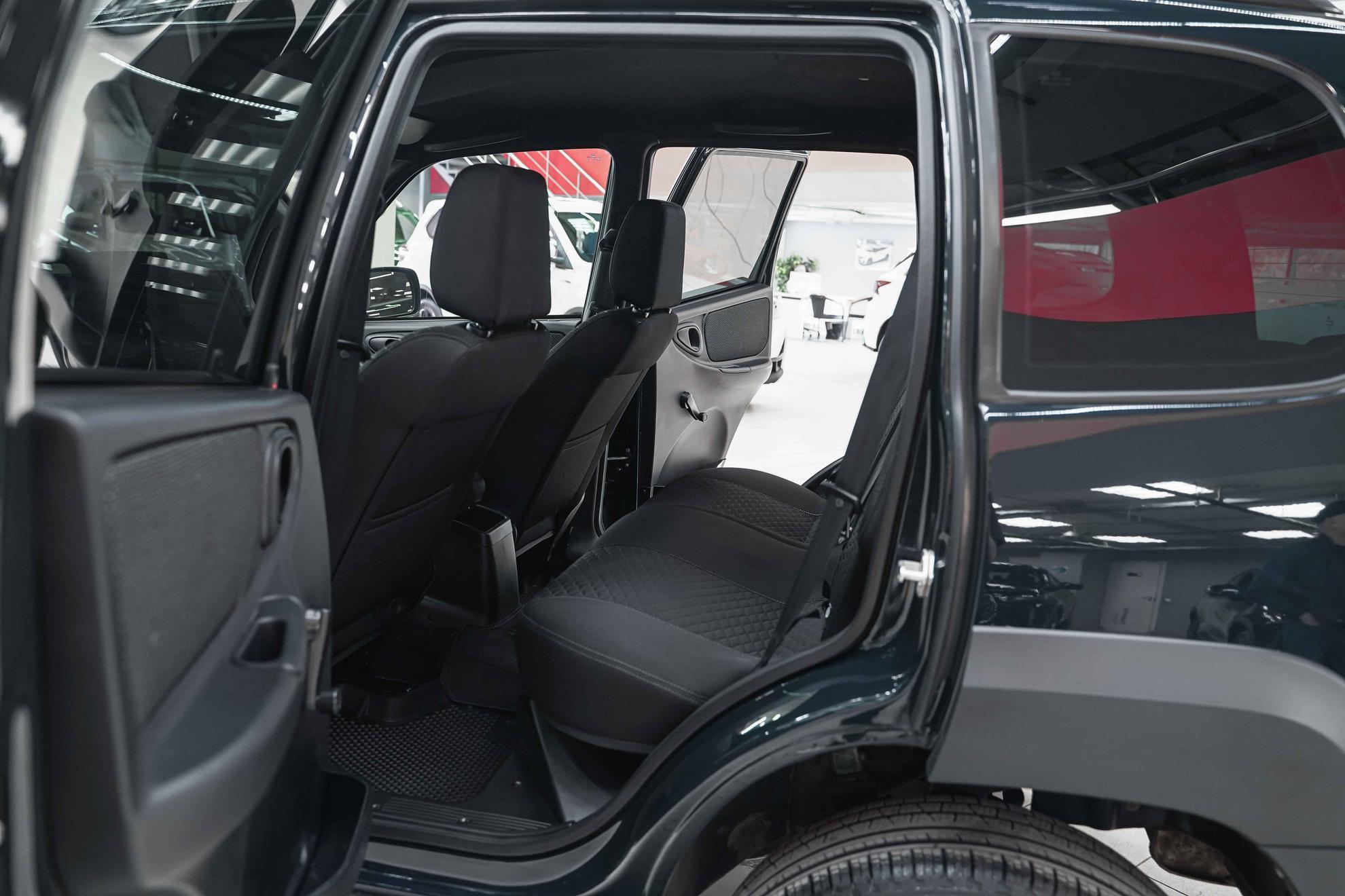LADA (ВАЗ) Niva Travel 2024, зеленый, ДЦ Орехово