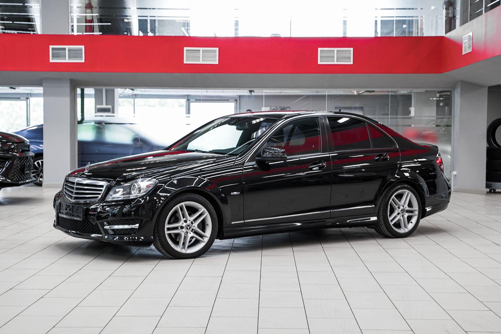 Mercedes-Benz C-Класс 2011, черный, ДЦ Орехово
