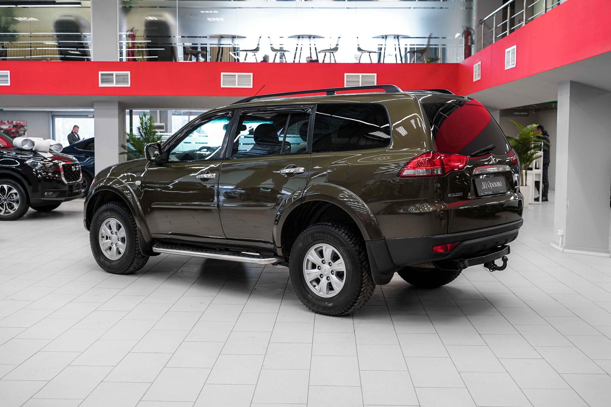 Mitsubishi Pajero Sport 2015, коричневый, ДЦ Орехово