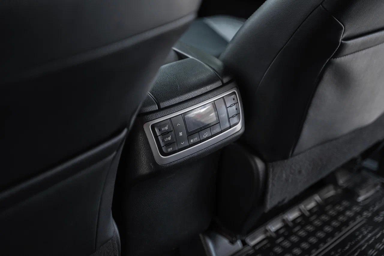 Toyota Highlander 2013, черный, ДЦ Орехово