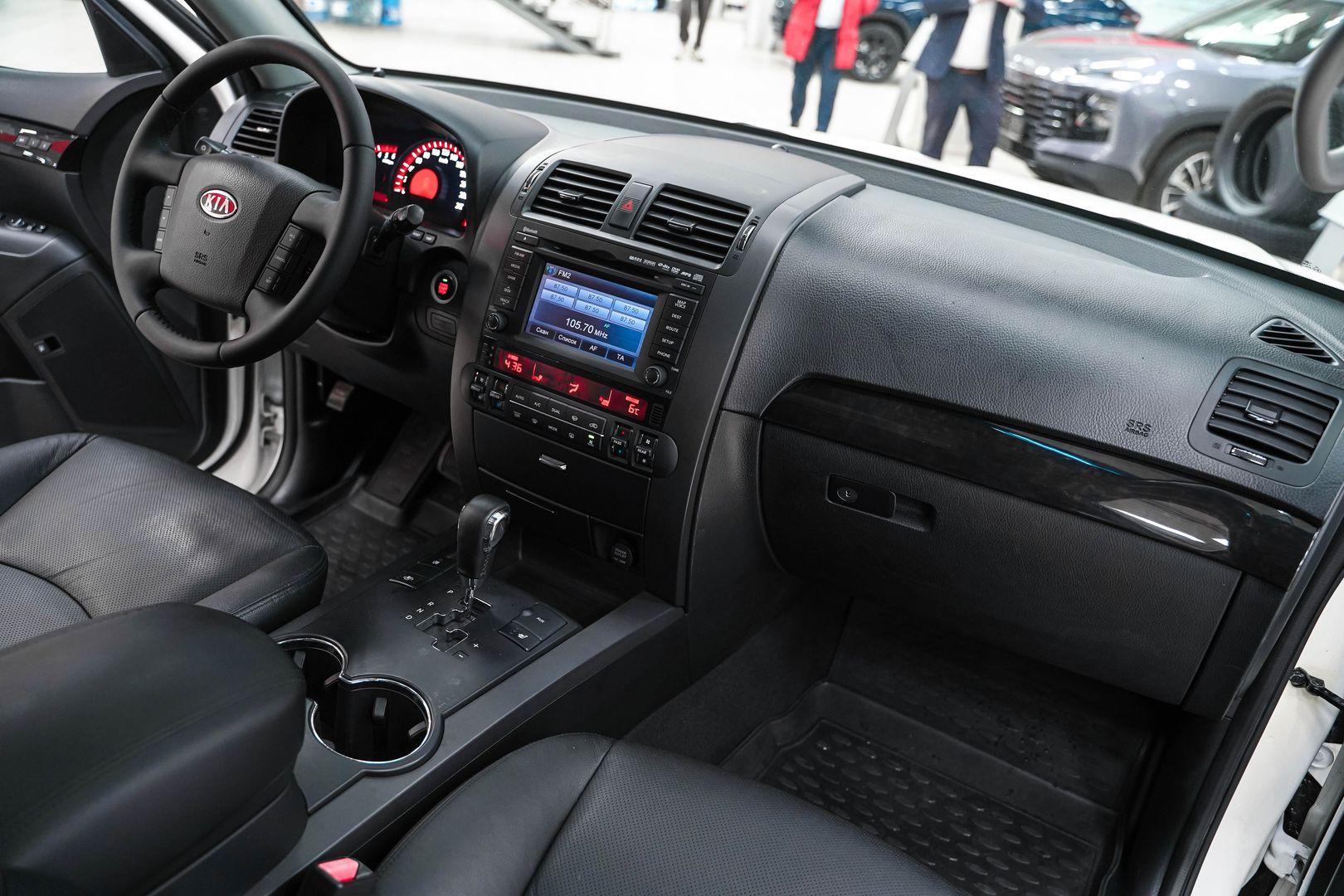 Kia Mohave 2012, белый, ДЦ Орехово