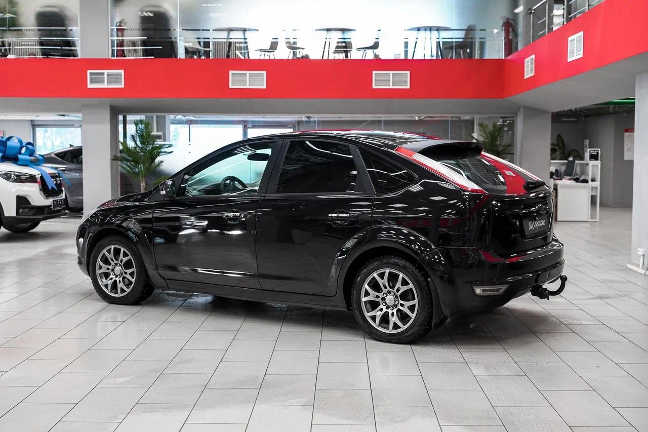 Ford Focus 2010, черный, ДЦ Орехово