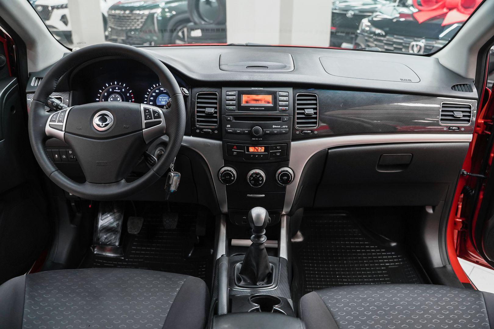 SsangYong Actyon 2012, красный, ДЦ Орехово