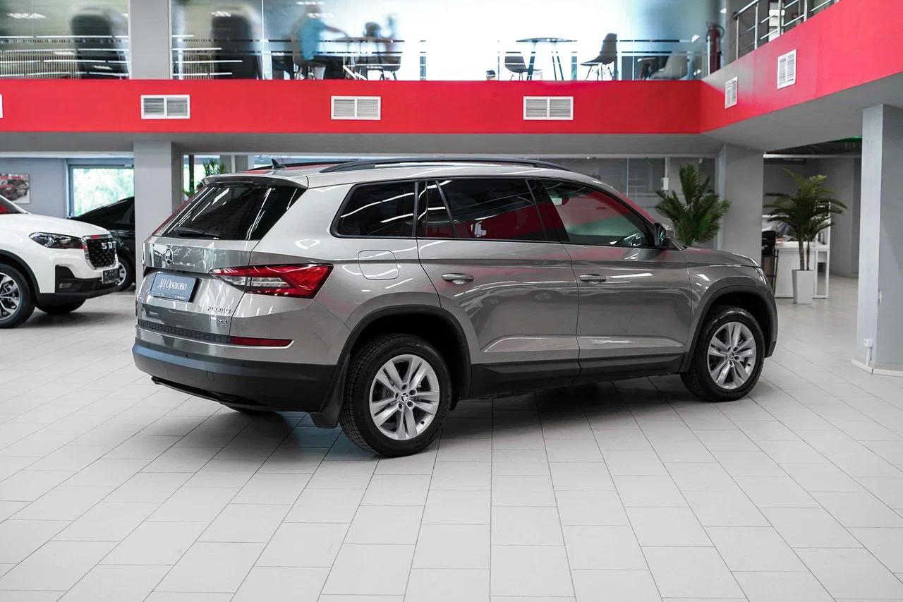 Skoda Kodiaq 2019, бежевый, ДЦ Орехово