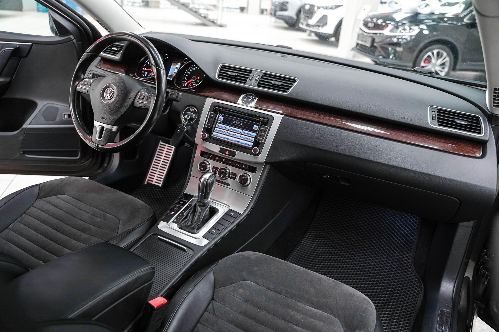 Volkswagen Passat 2013, коричневый, ДЦ Орехово