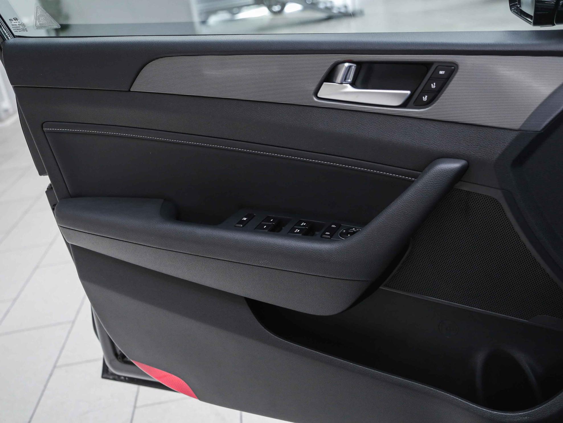 Hyundai Sonata 2019, черный, ДЦ Орехово