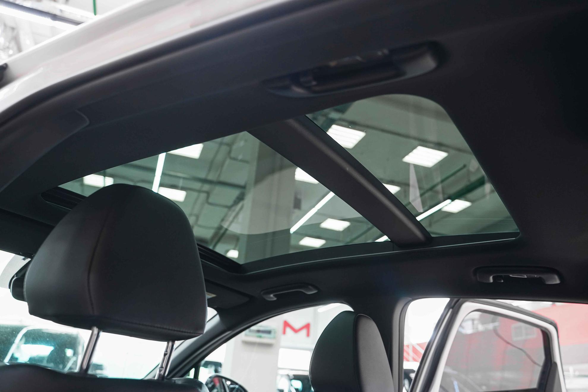 Kia K5 2021, белый, ДЦ Орехово