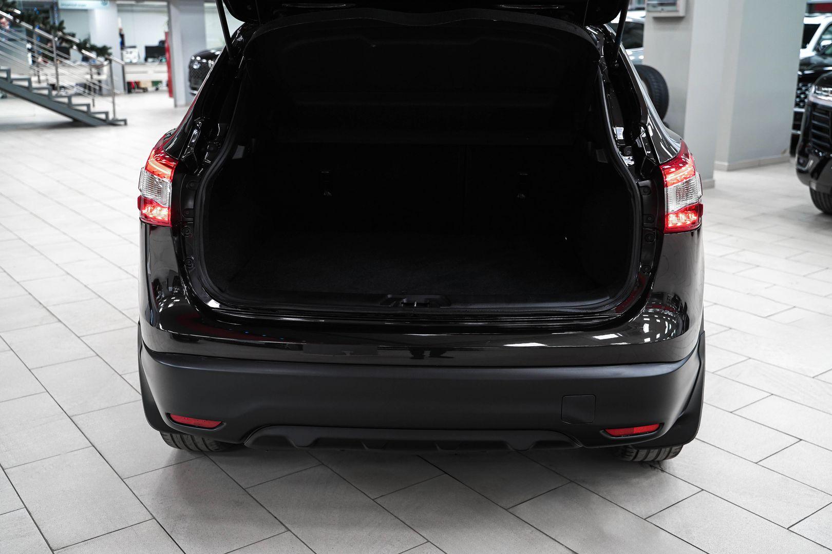 Nissan Qashqai 2014, черный, ДЦ Орехово