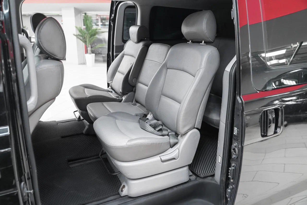 Hyundai Grand Starex 2009, черный, ДЦ Орехово