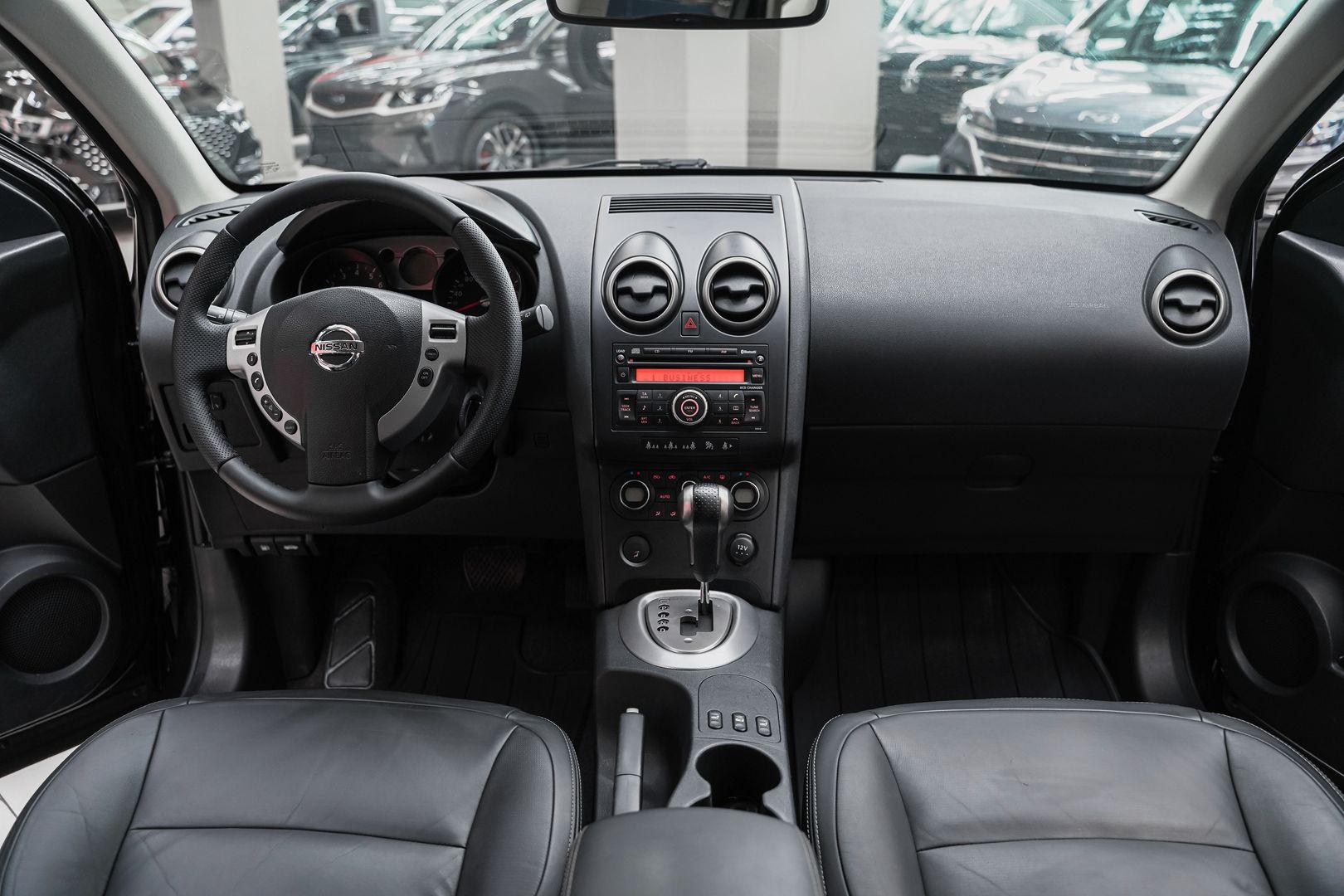 Nissan Qashqai 2008, черный, ДЦ Орехово