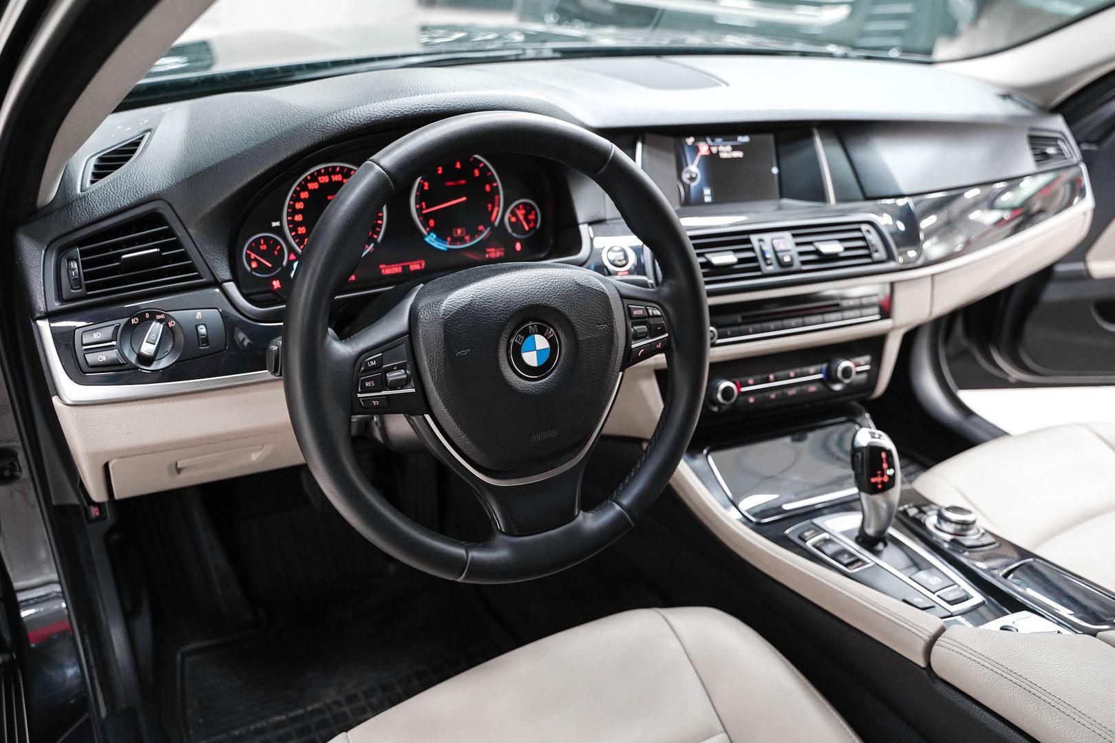 BMW 5 серии 2016, черный, ДЦ Орехово