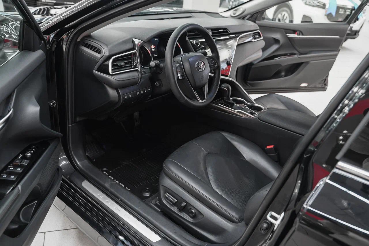 Toyota Camry 2021, черный, ДЦ Орехово