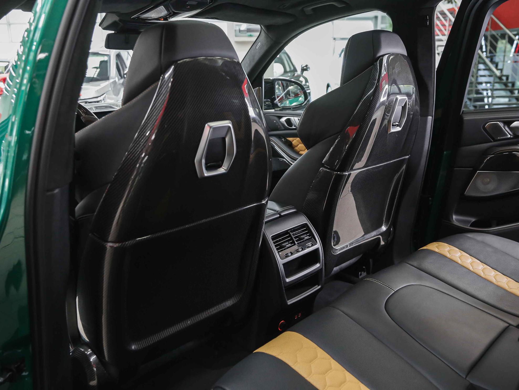BMW X5 M 2023, зеленый, ДЦ Орехово