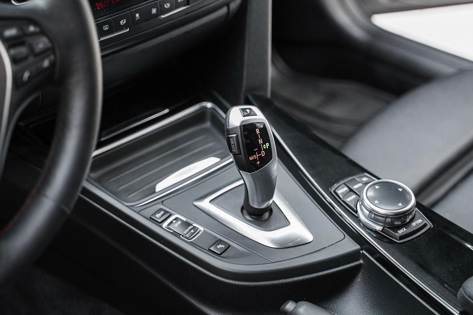 BMW 3 серии 2014, серый, ДЦ Орехово