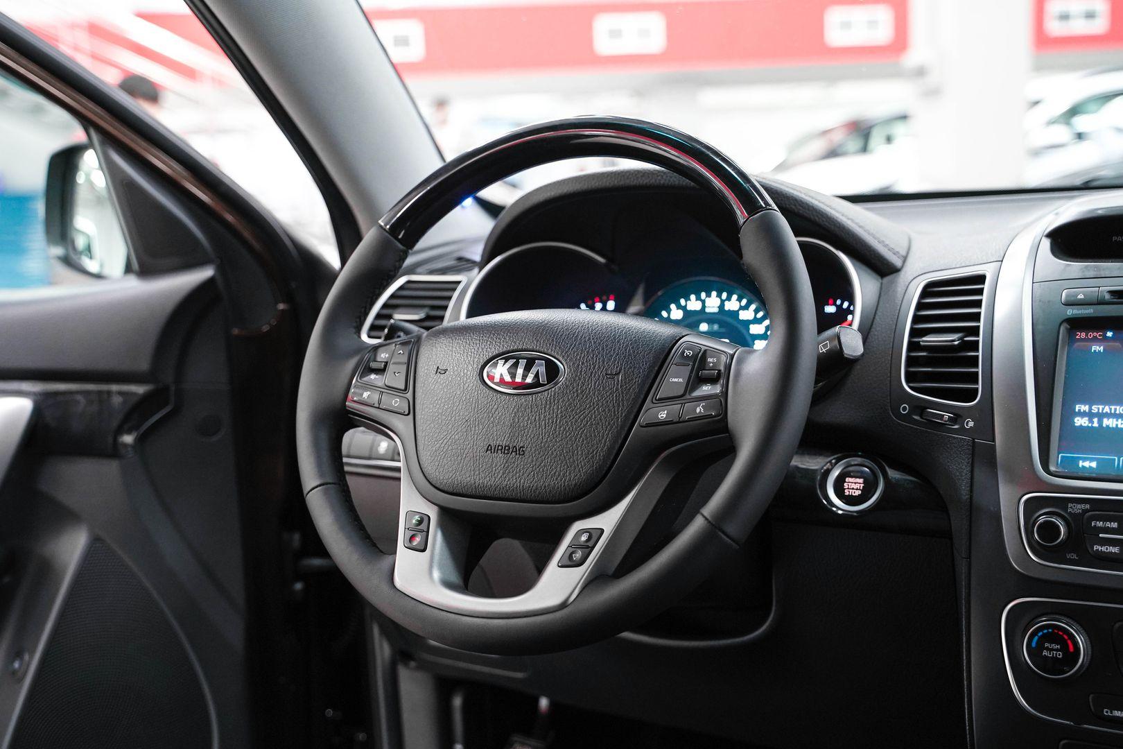 Kia Sorento 2016, коричневый, ДЦ Орехово