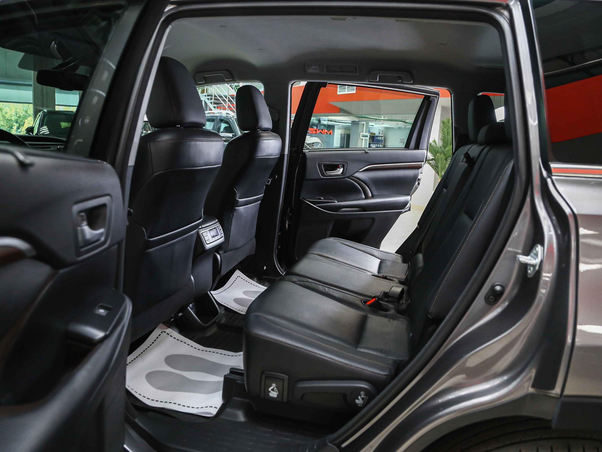 Toyota Highlander 2014, серый, ДЦ Орехово