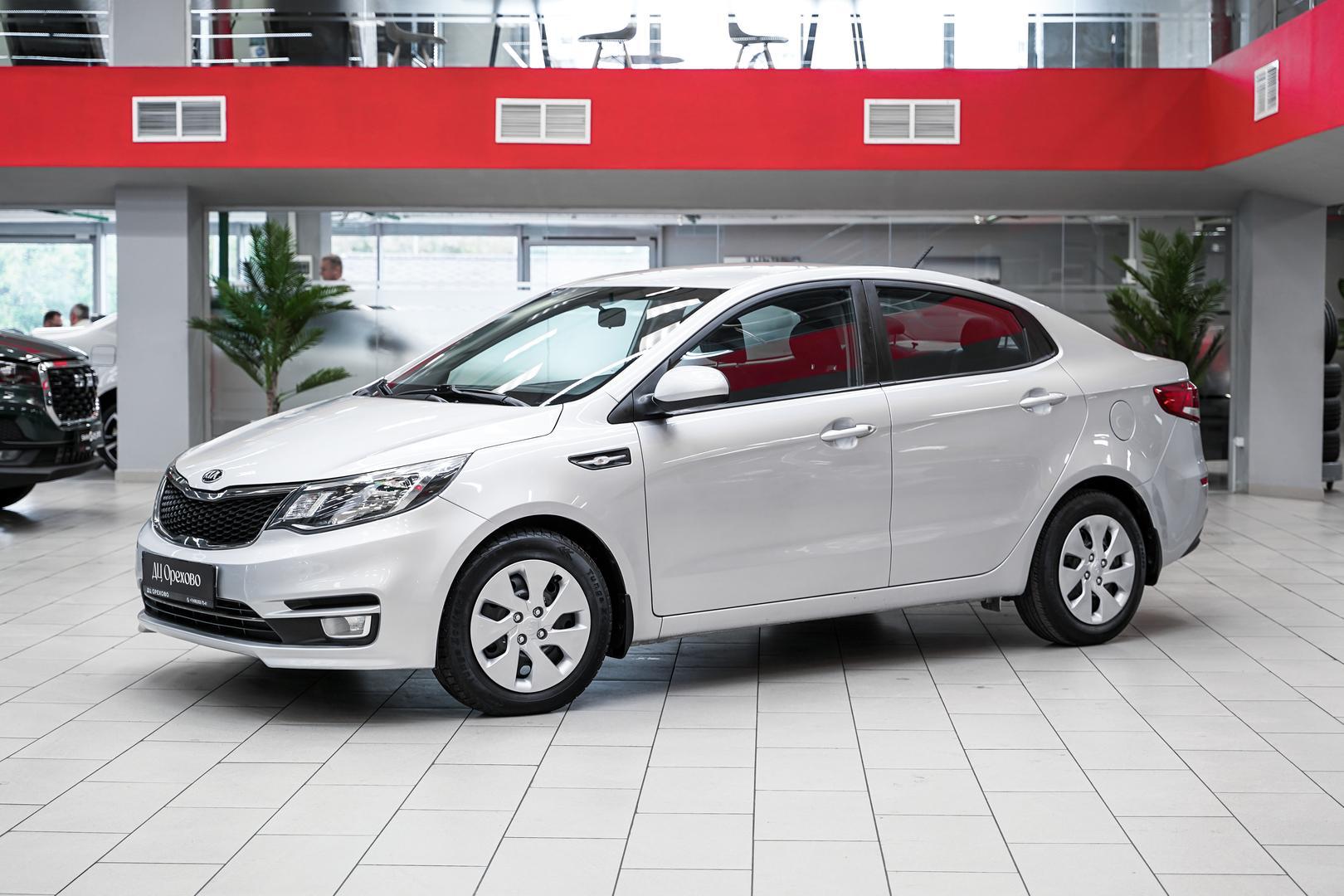 Kia Rio 2015, серебряный, ДЦ Орехово