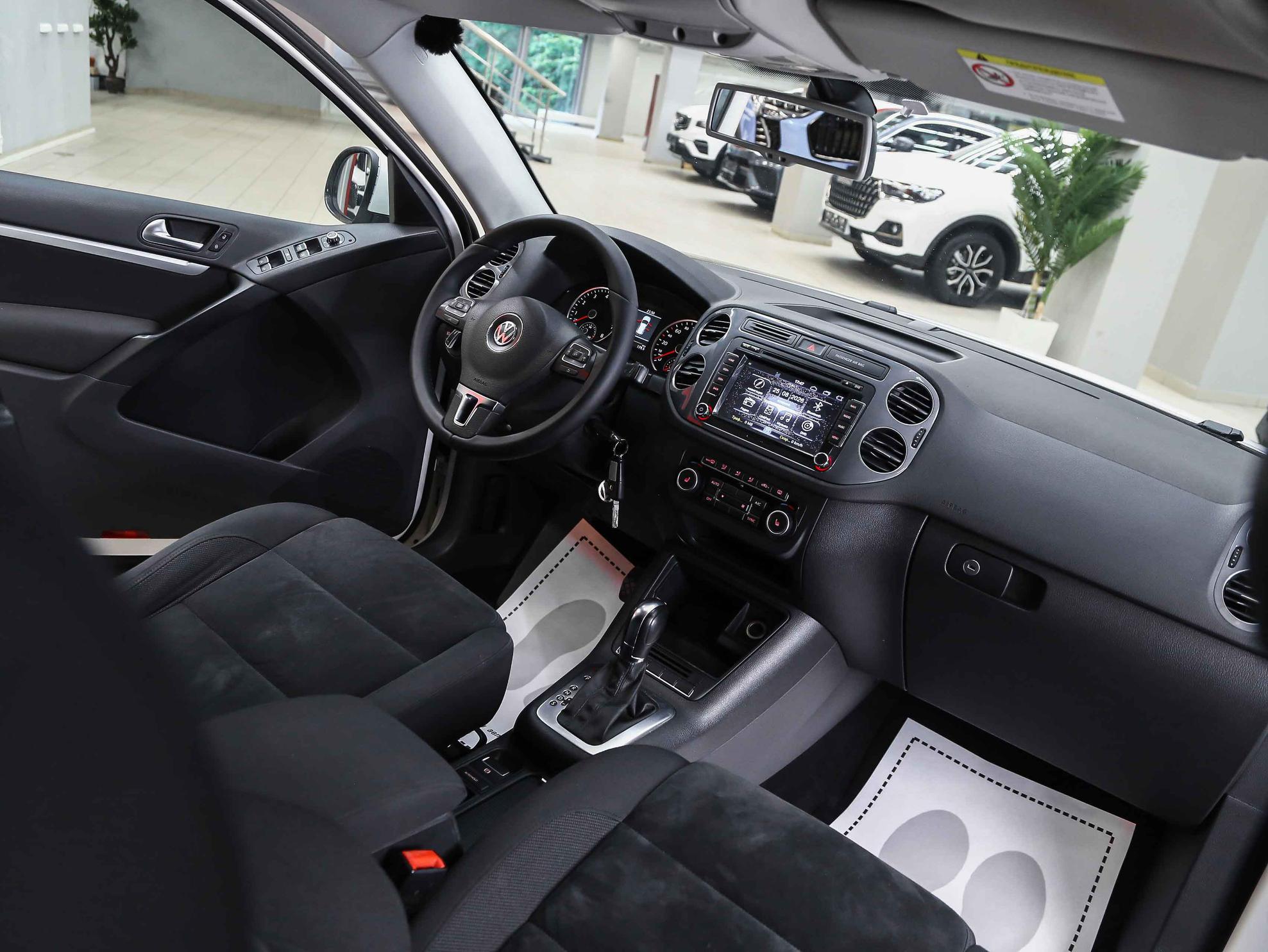 Volkswagen Tiguan 2013, белый, ДЦ Орехово