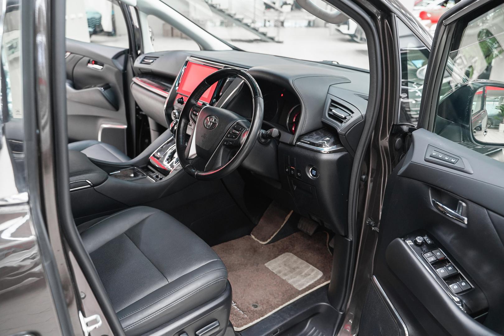Toyota Alphard 2020, коричневый, ДЦ Орехово