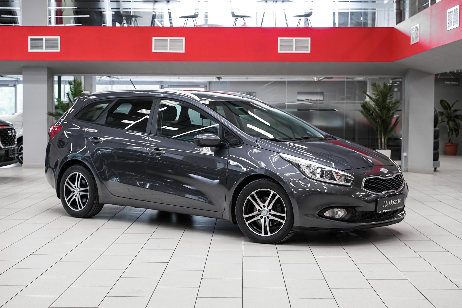 Kia Ceed 2013, серый, ДЦ Орехово