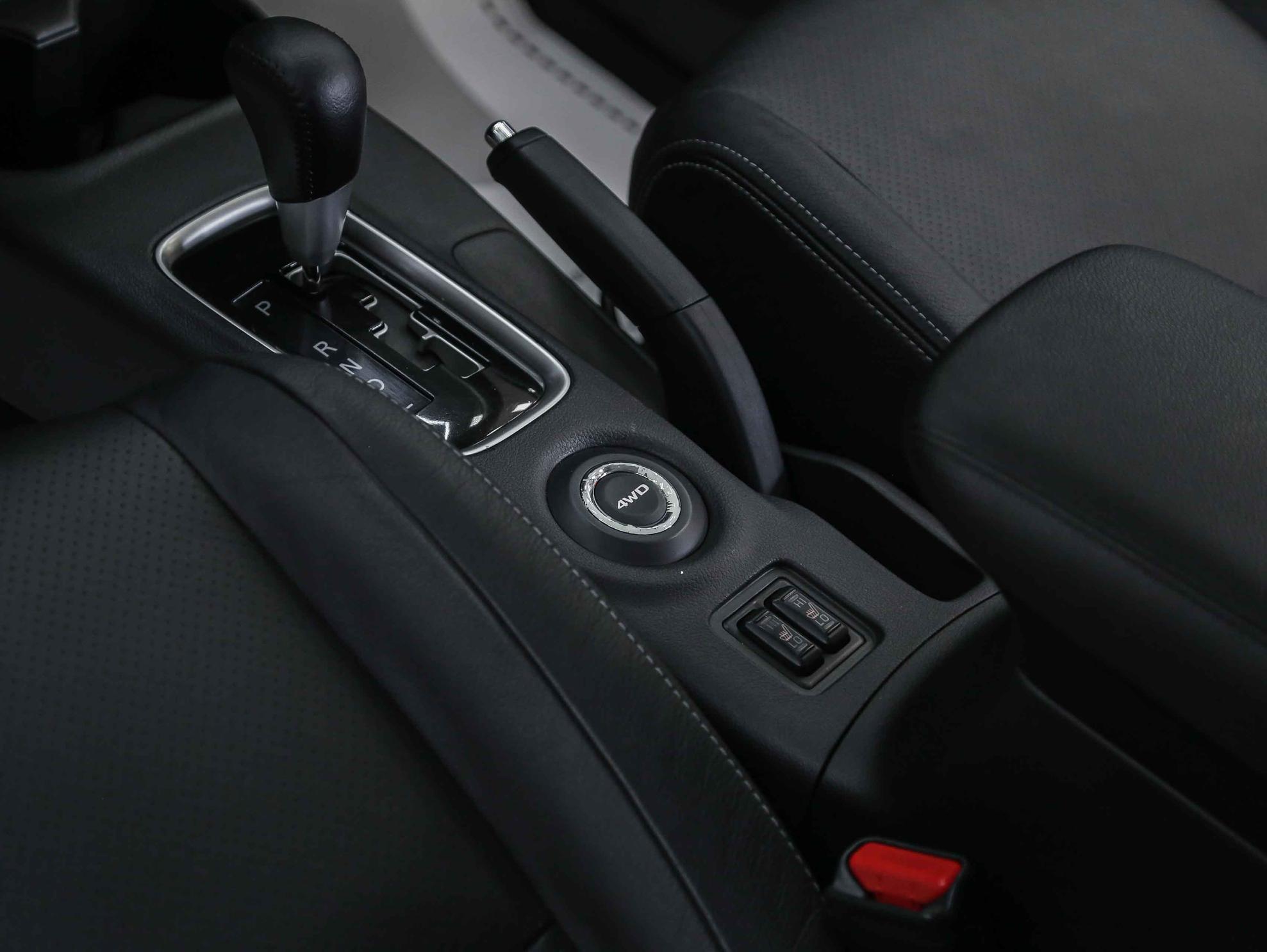 Mitsubishi Outlander 2013, черный, ДЦ Орехово