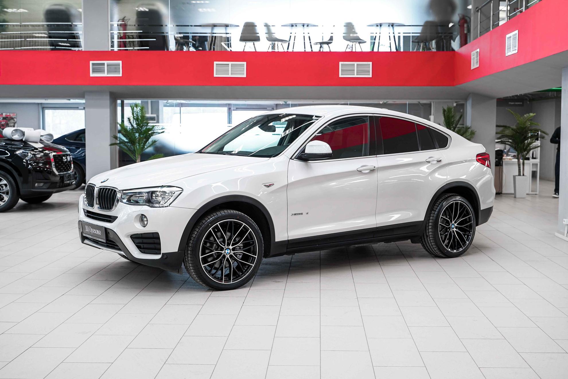 BMW X4 2017, белый, ДЦ Орехово